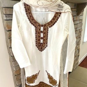 Pakistani formal dabka silk 3 piece suit